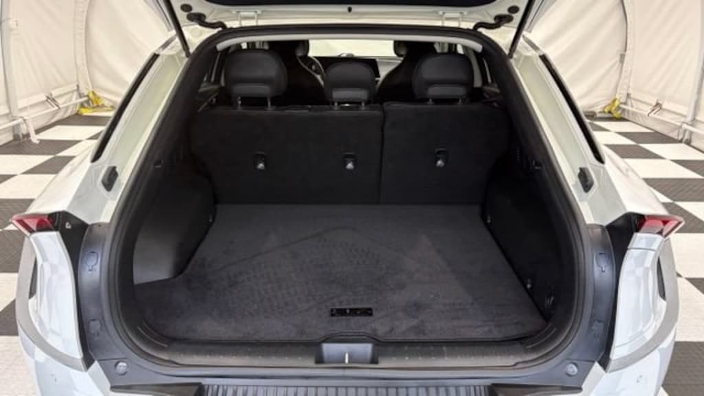 Used 2023 Kia EV6 Light