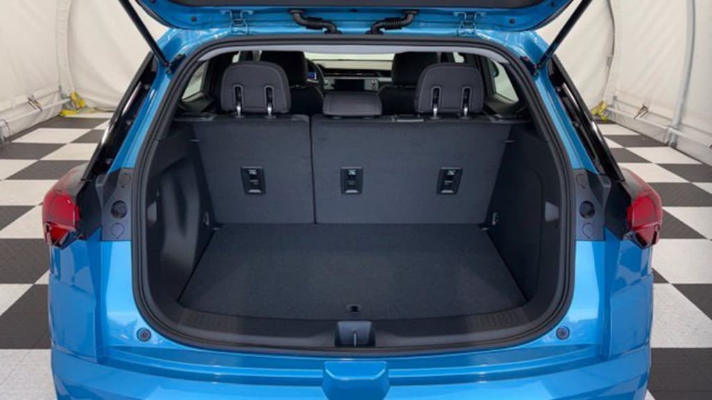 New 2027 Chevrolet Bolt LT SUV