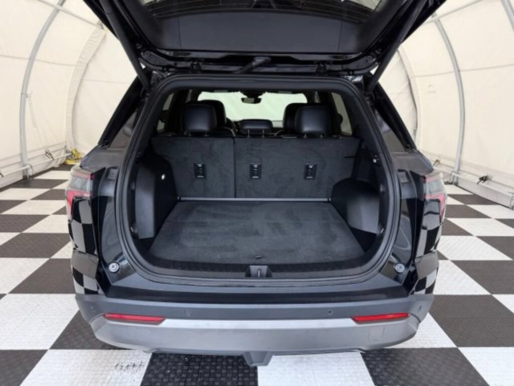 Used 2025 Chevrolet Equinox LT SUV