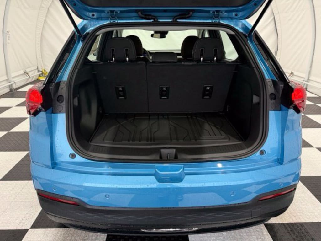 New 2027 Chevrolet Bolt LT SUV