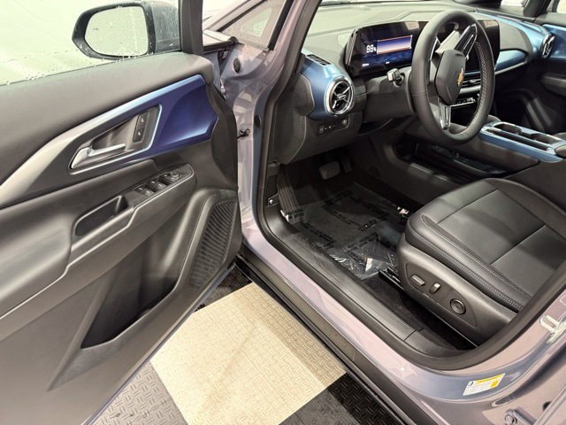 2026 Chevrolet Equinox EV 2LT - Photo 32