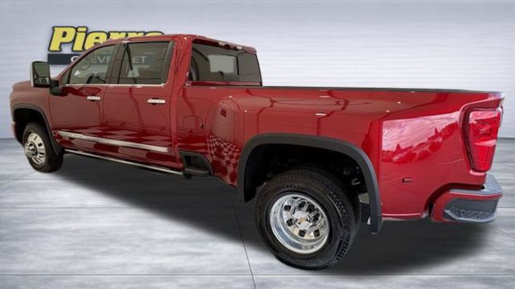 New 2026 Chevrolet Silverado 3500 HD High Country DRW Truck