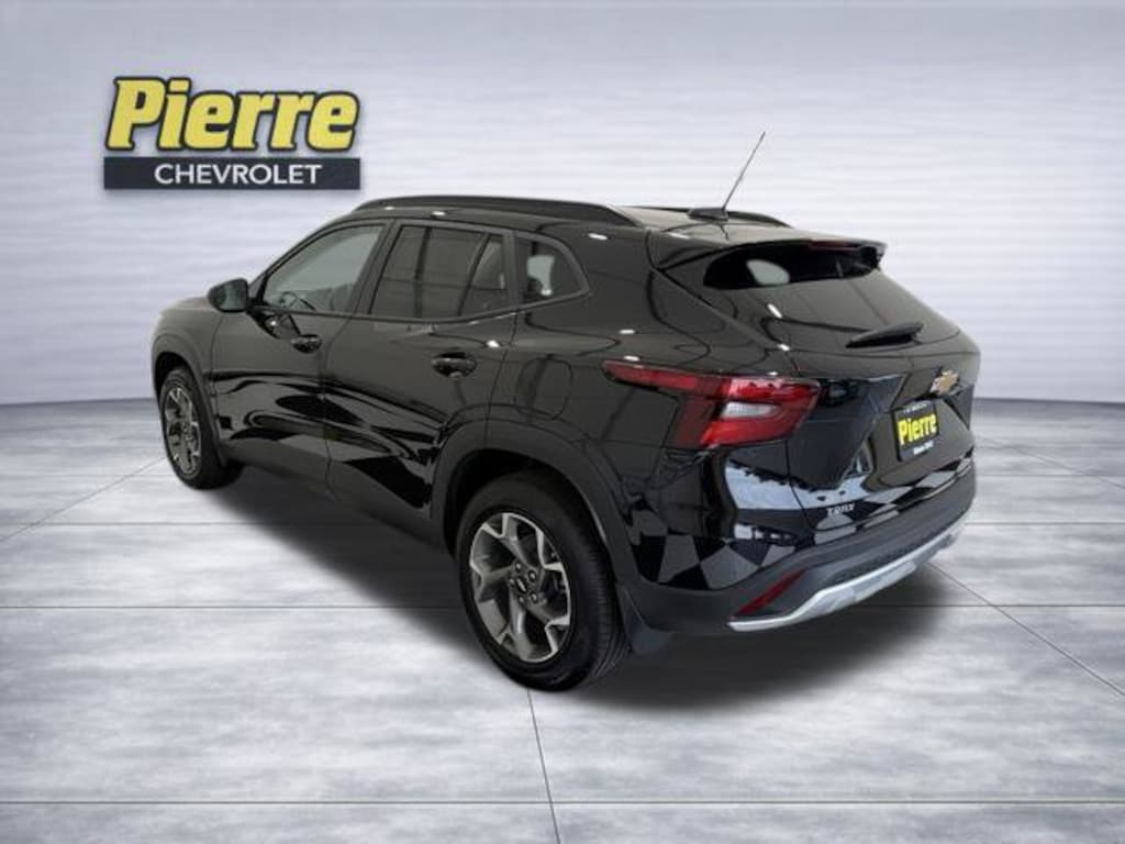 New 2026 Chevrolet Trax LT SUV