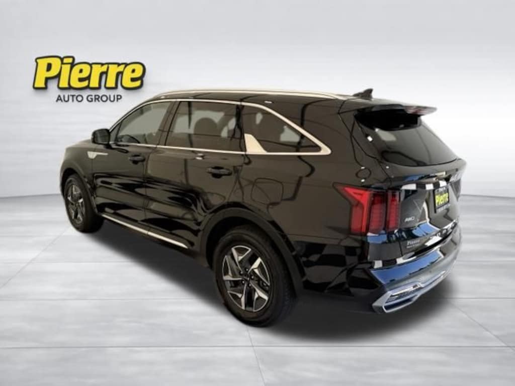 Used 2022 Kia Sorento Hybrid S SUV