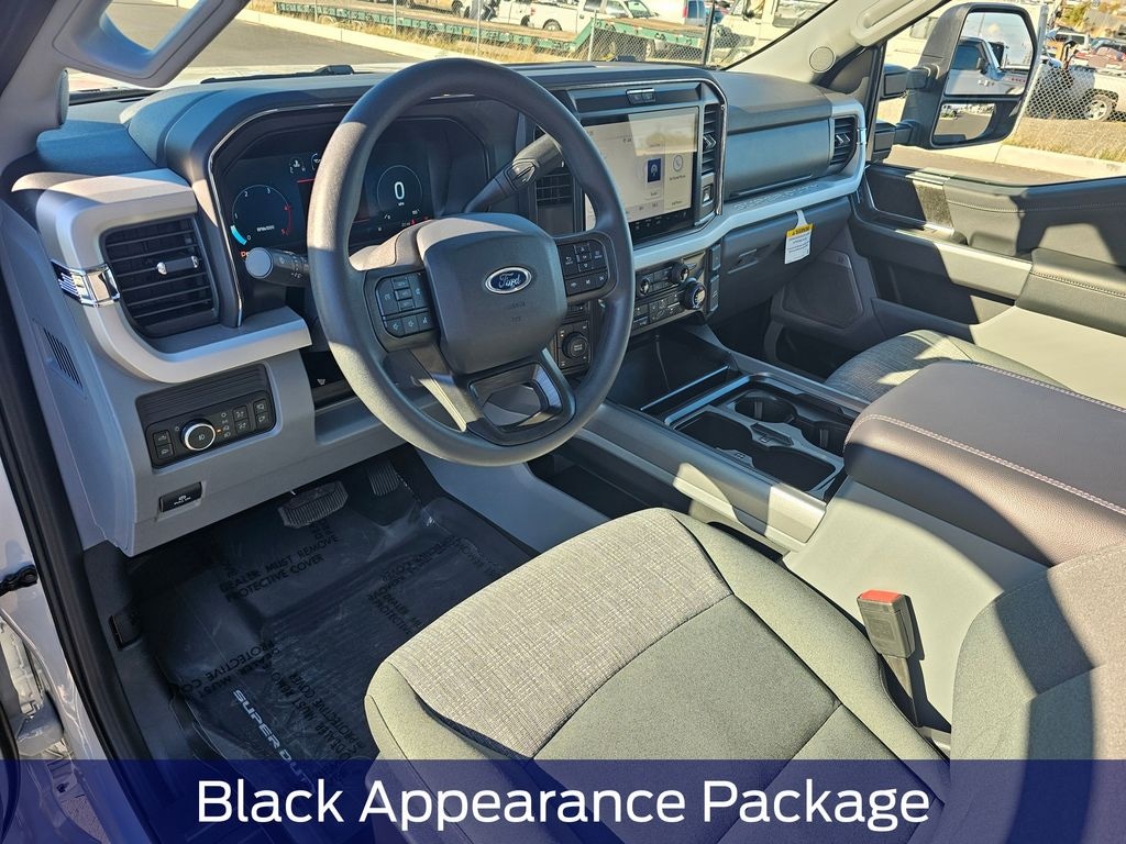 New 2026 Ford F-250 XLT Truck Crew Cab