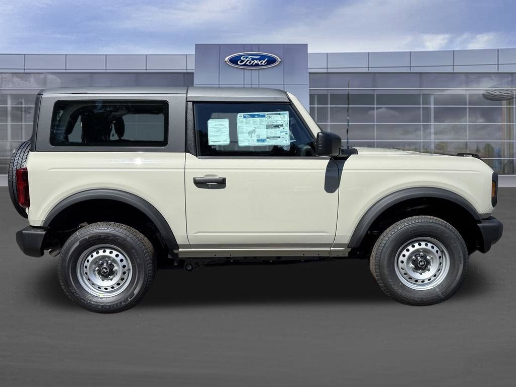 New 2026 Ford Bronco Base SUV