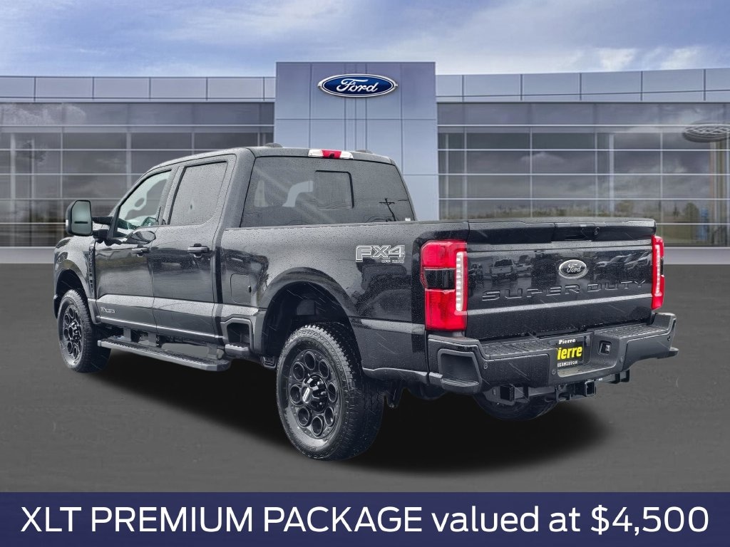 New 2026 Ford F-250 XLT Truck Crew Cab