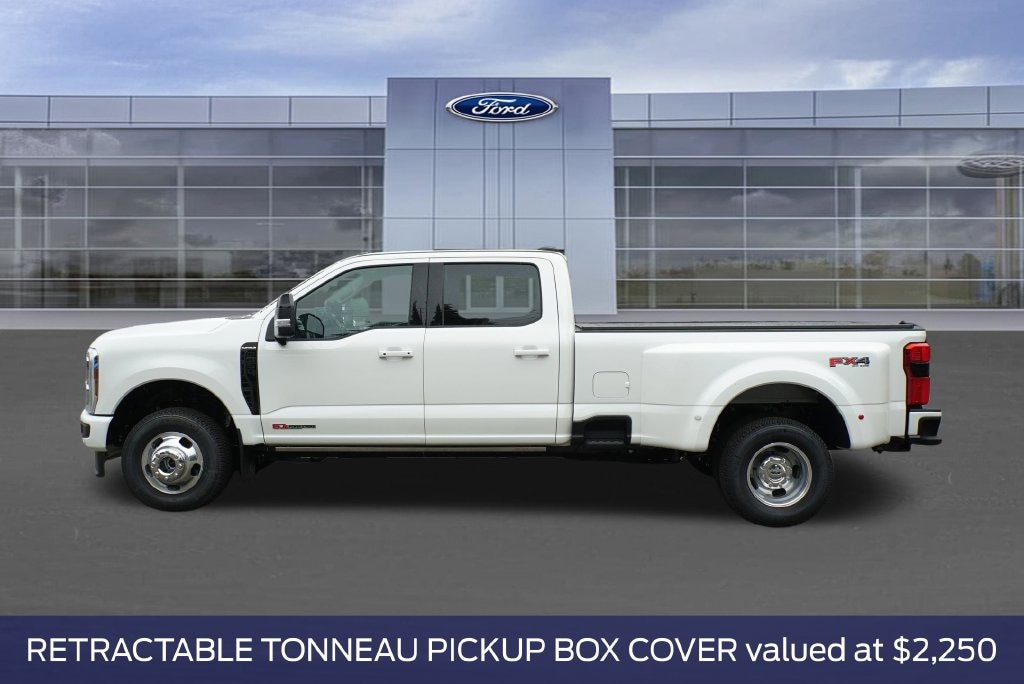 New 2026 Ford F-350 Platinum DRW Truck Crew Cab