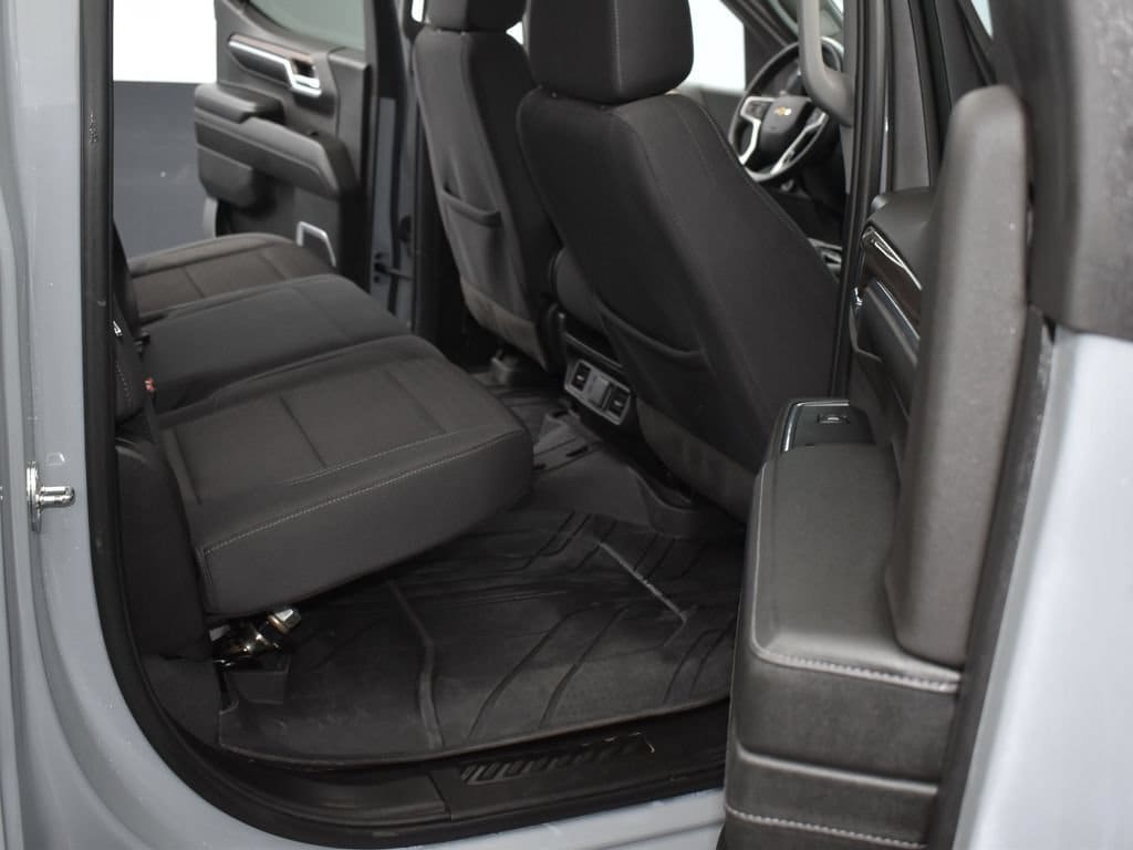 2024 Chevrolet Silverado 1500 LT - Photo 15