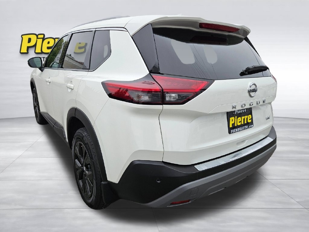 Used 2021 Nissan Rogue SV SUV