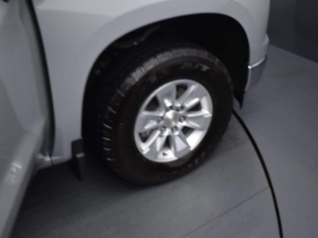 2024 Chevrolet Silverado 1500 LT - Photo 20