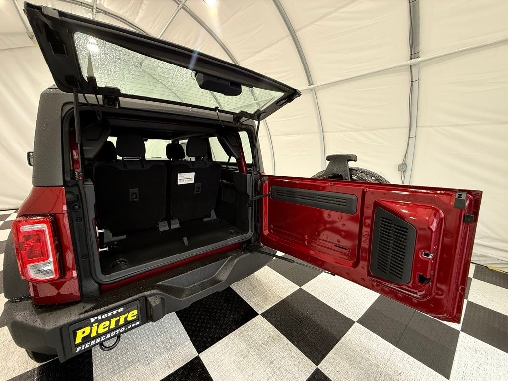 New 2026 Ford Bronco Base SUV