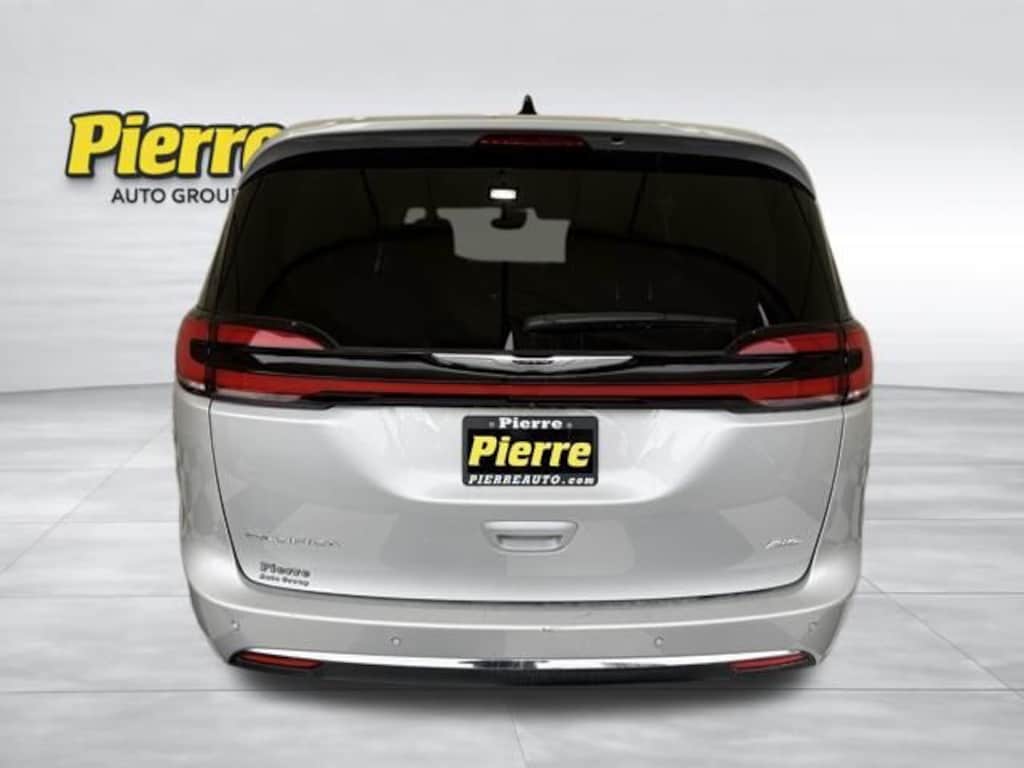 Used 2024 Chrysler Pacifica Touring L Van Passenger Van
