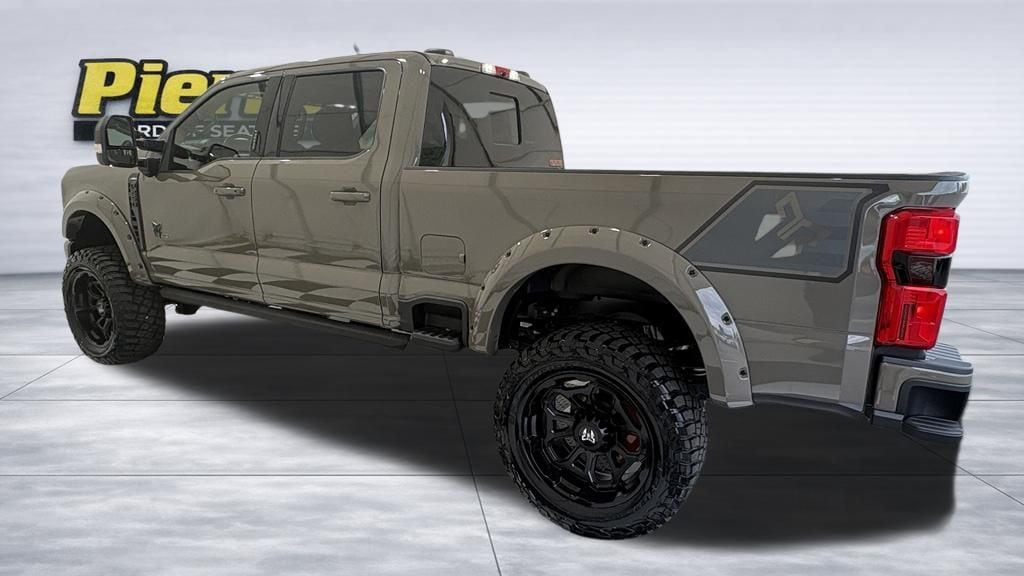 New 2026 Ford F-250 Lariat Truck Crew Cab