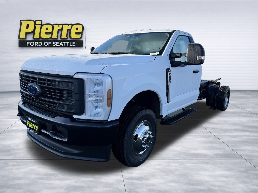 2026 Ford F-350 Chassis XL DRW Truck Regular Cab