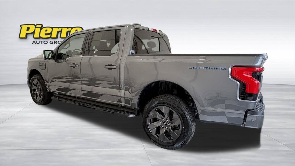 Used 2022 Ford F-150 Lightning Lariat with VIN 1FTVW1EL8NWG15817 for sale in Seattle, WA