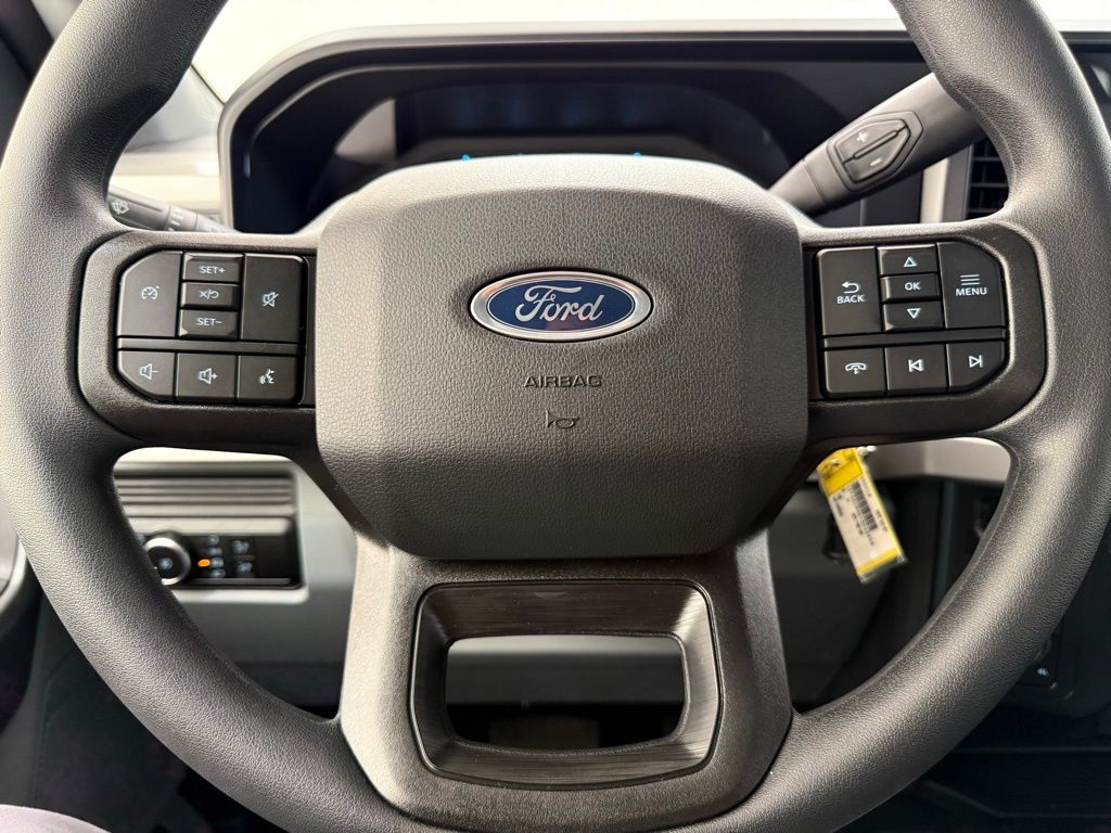 2026 Ford F-350 Super Duty XL - Photo 42