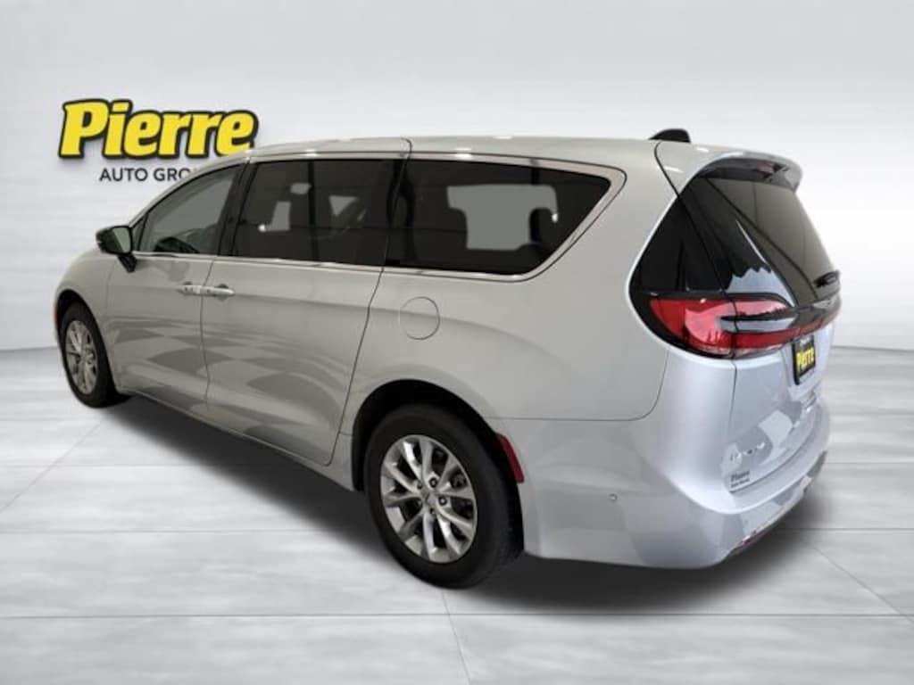 Used 2024 Chrysler Pacifica Touring L Van Passenger Van