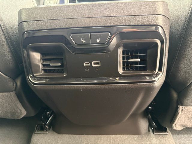 2024 Chevrolet Silverado 1500 ZR2 - Photo 21