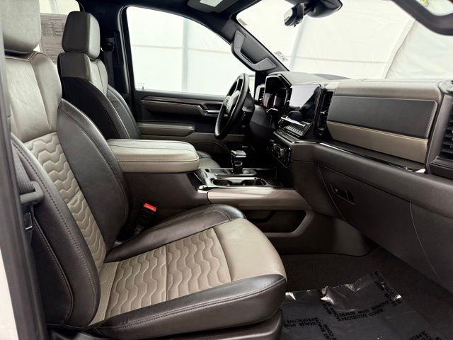2024 Chevrolet Silverado 1500 ZR2 - Photo 17