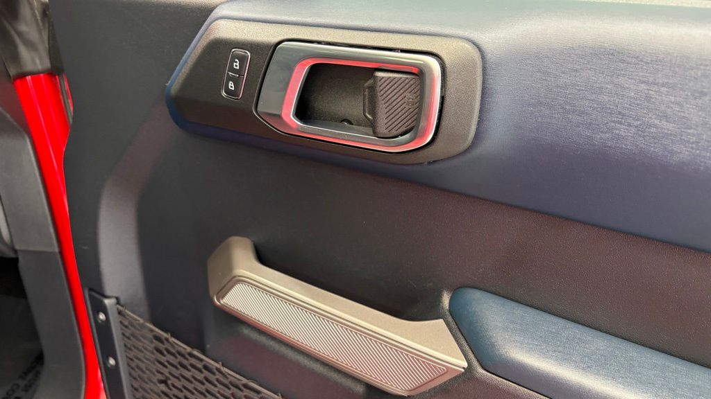 2023 Ford Bronco 4-Door Outer Banks - Photo 26