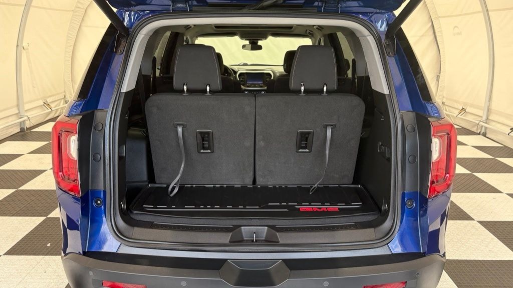 Used 2023 GMC Acadia SLE SUV