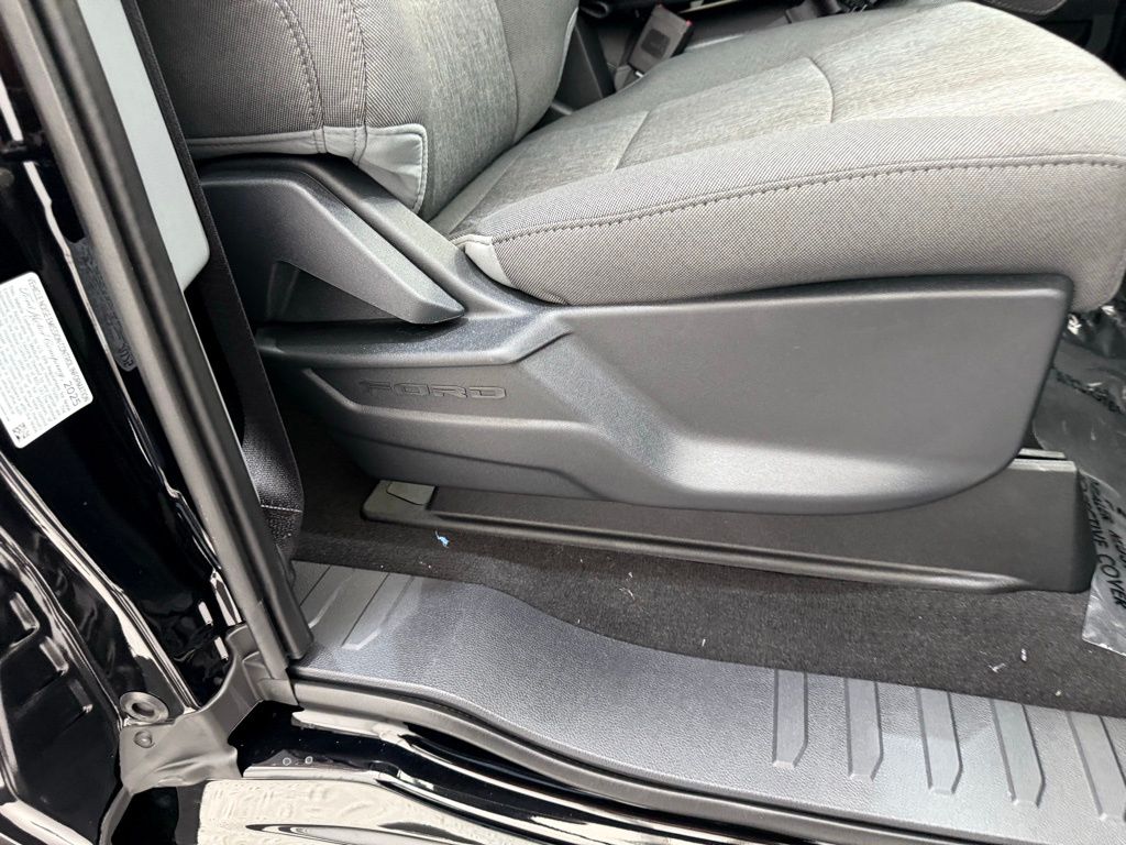 2026 Ford F-350 Super Duty XL - Photo 19