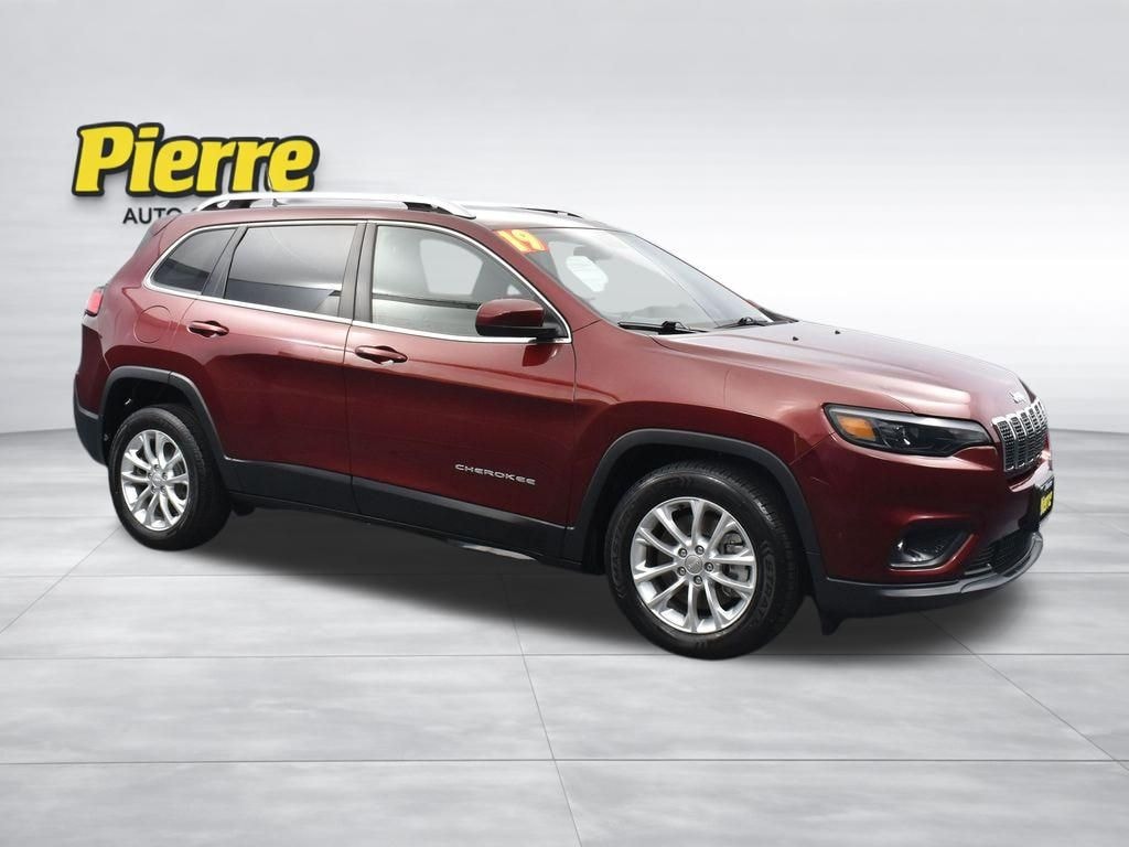 Used 2019 Jeep Cherokee Latitude SUV