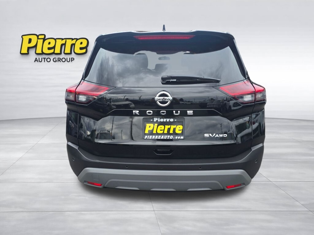 Used 2021 Nissan Rogue SV SUV