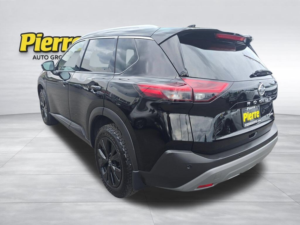 Used 2021 Nissan Rogue SV SUV