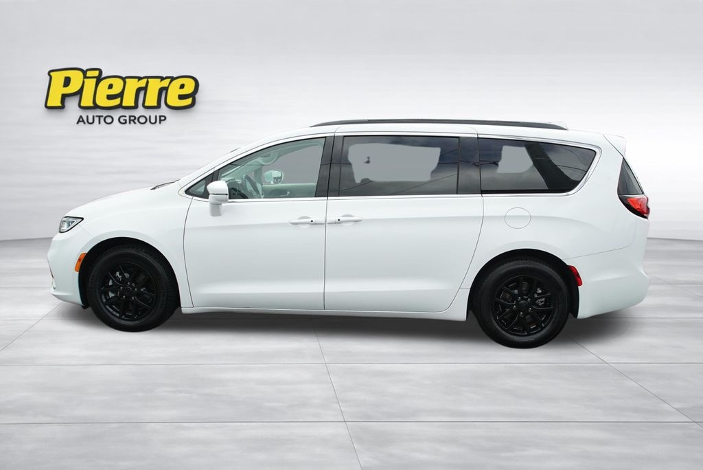 Used 2022 Chrysler Pacifica Touring L Van Passenger Van