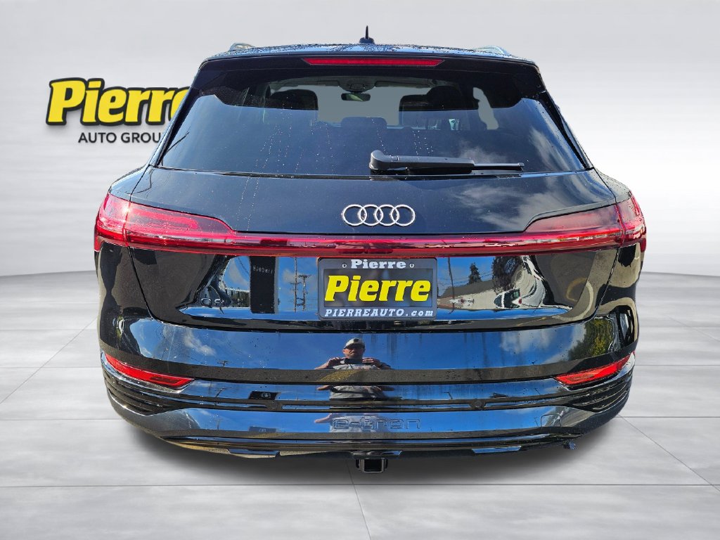 Used 2024 Audi Q8 e-tron Premium quattro SUV