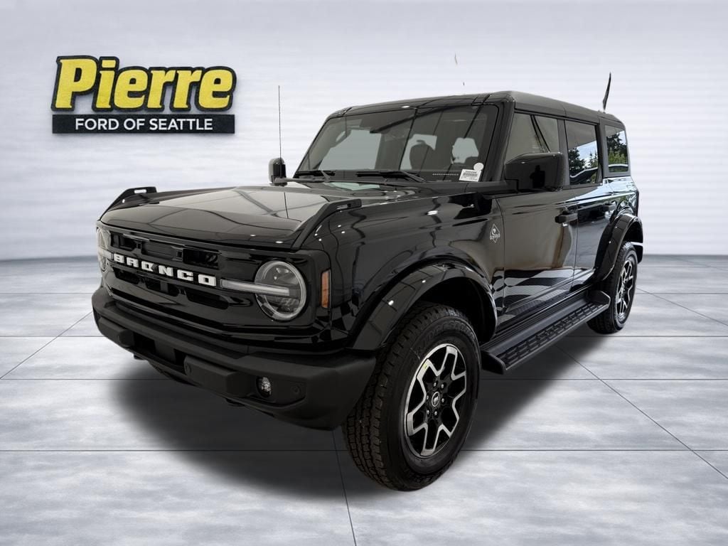 New 2026 Ford Bronco Outer Banks SUV