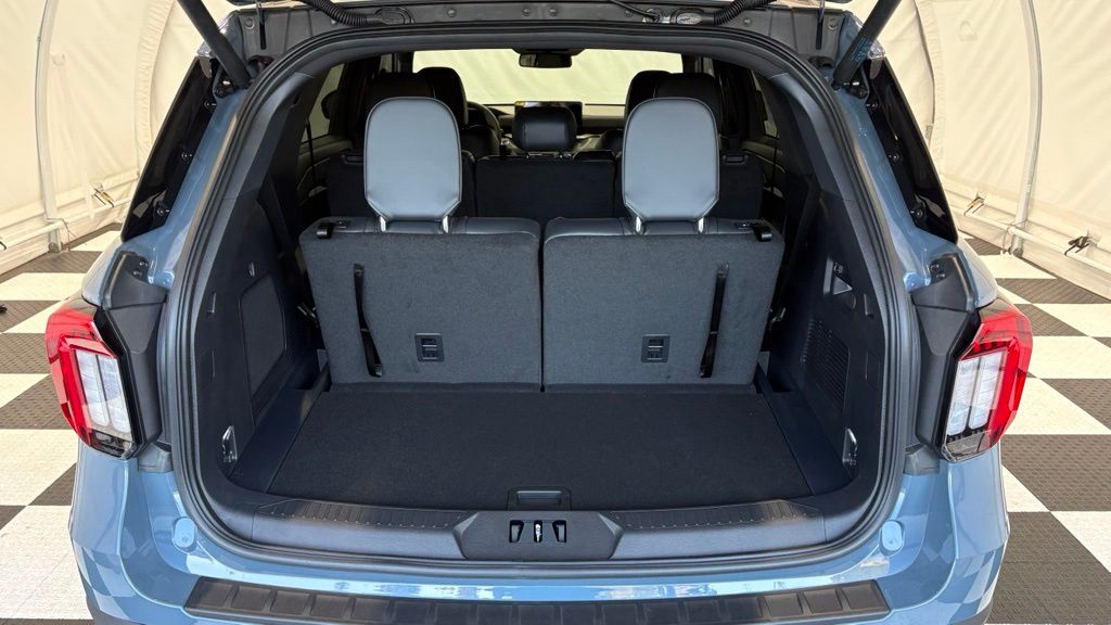 New 2026 Ford Explorer ST-Line SUV