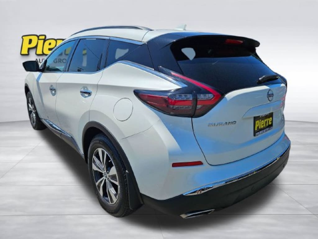 Used 2024 Nissan Murano SV