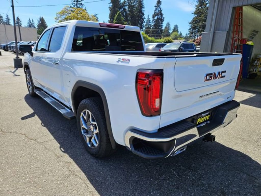 New 2026 GMC Sierra 1500 SLT Truck