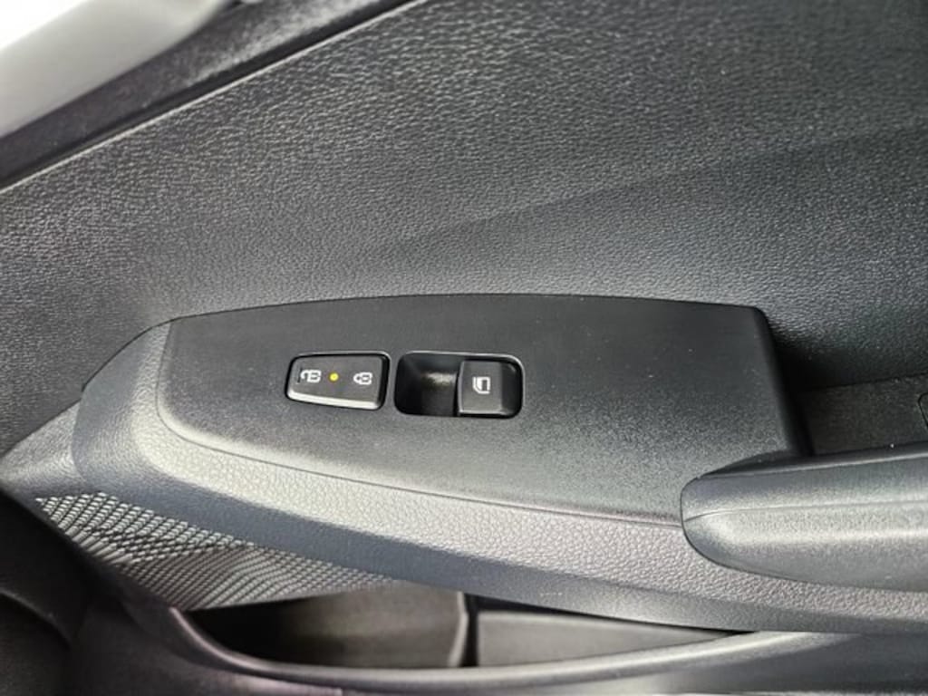 Used 2024 Kia Seltos LX
