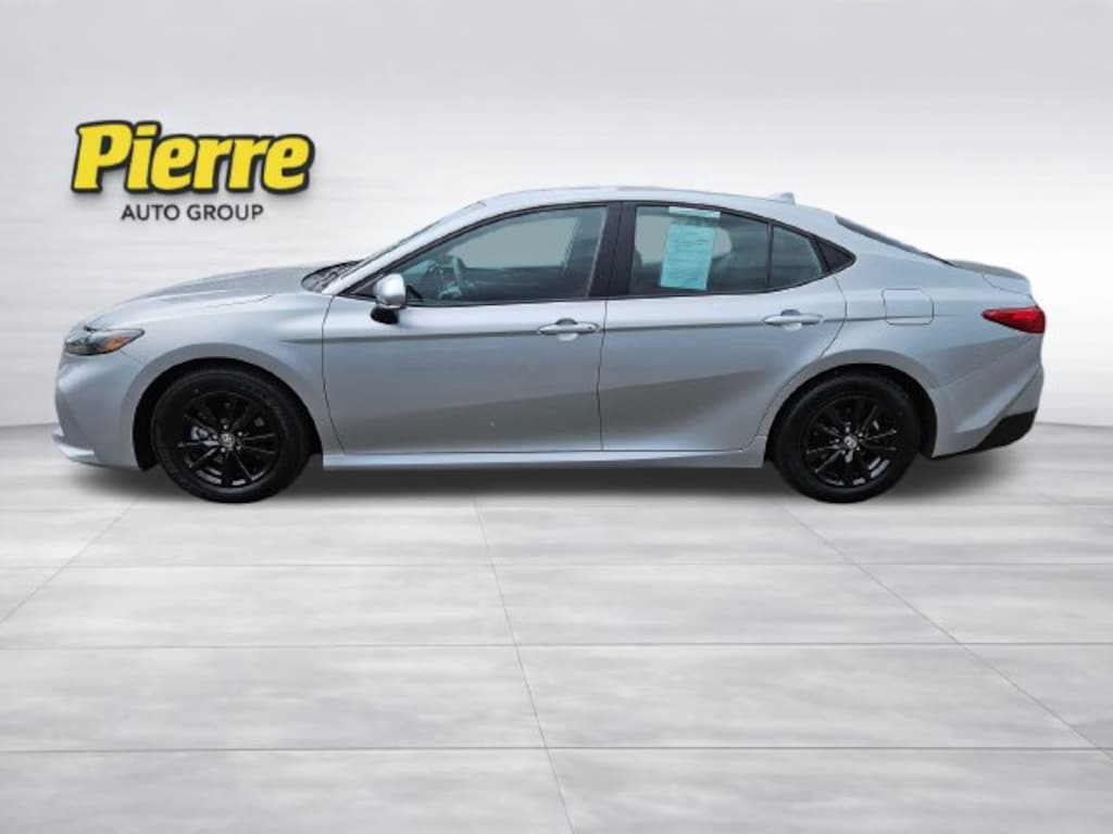 Used 2025 Toyota Camry LE