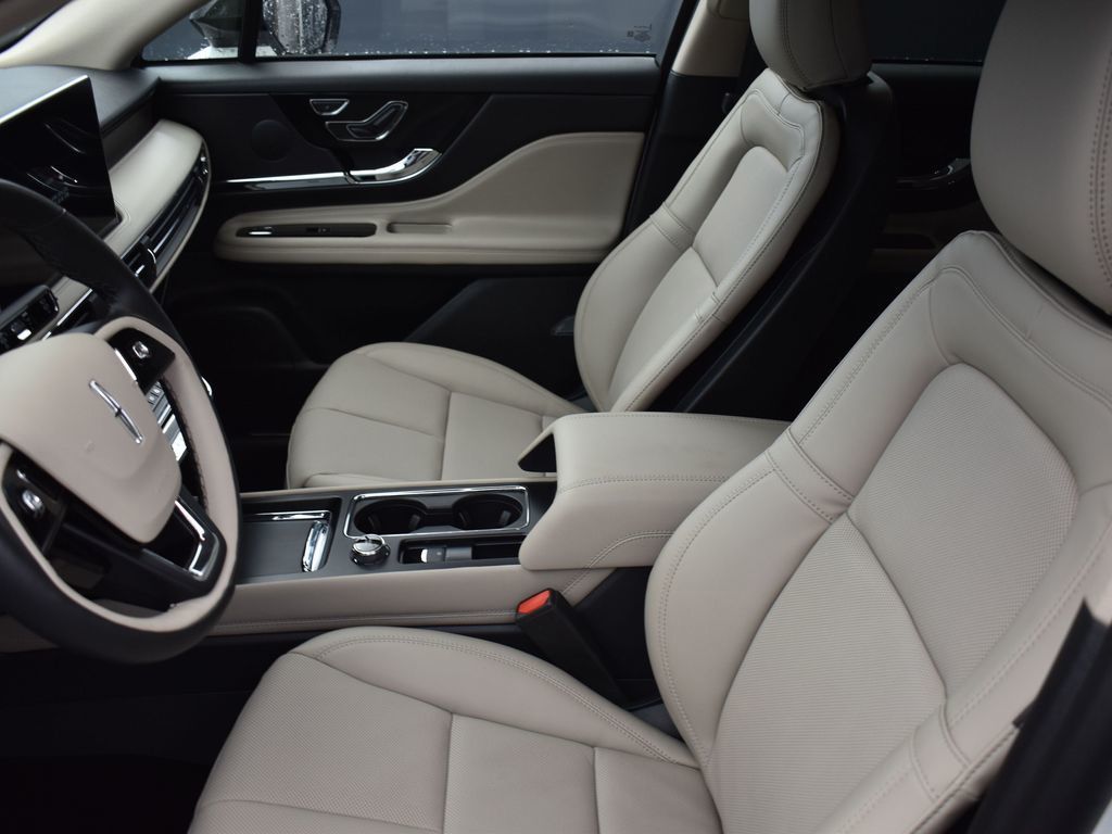 2025 Lincoln Corsair Grand Touring - Photo 10