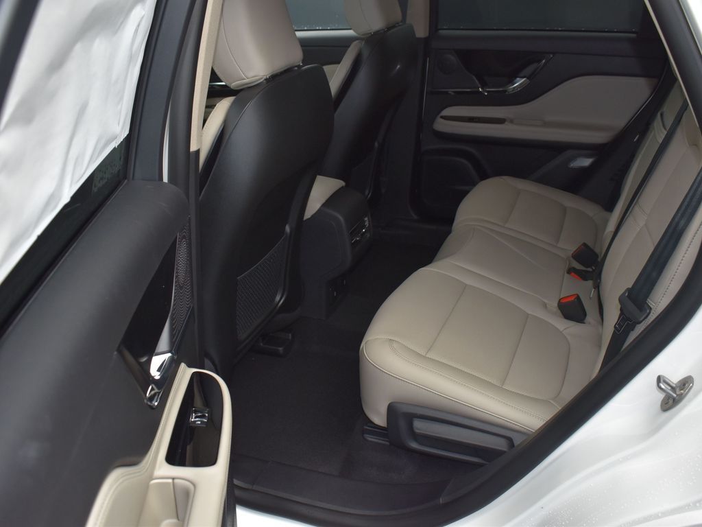 2025 Lincoln Corsair Grand Touring - Photo 11