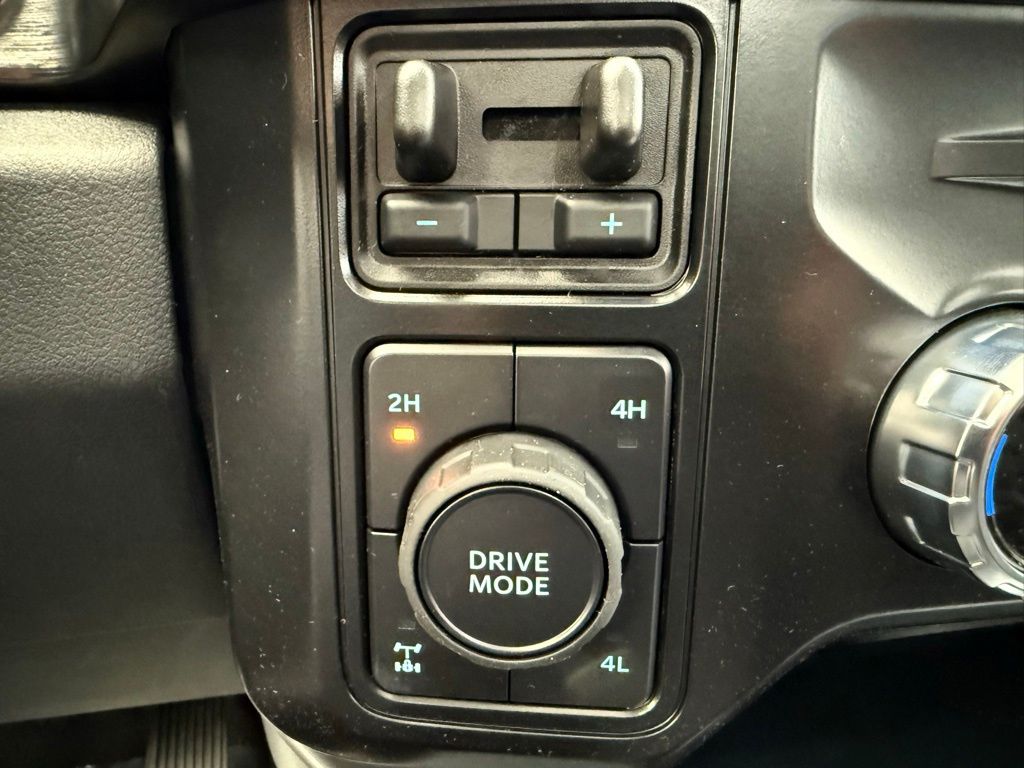 2026 Ford F-350 Super Duty Lariat - Photo 41