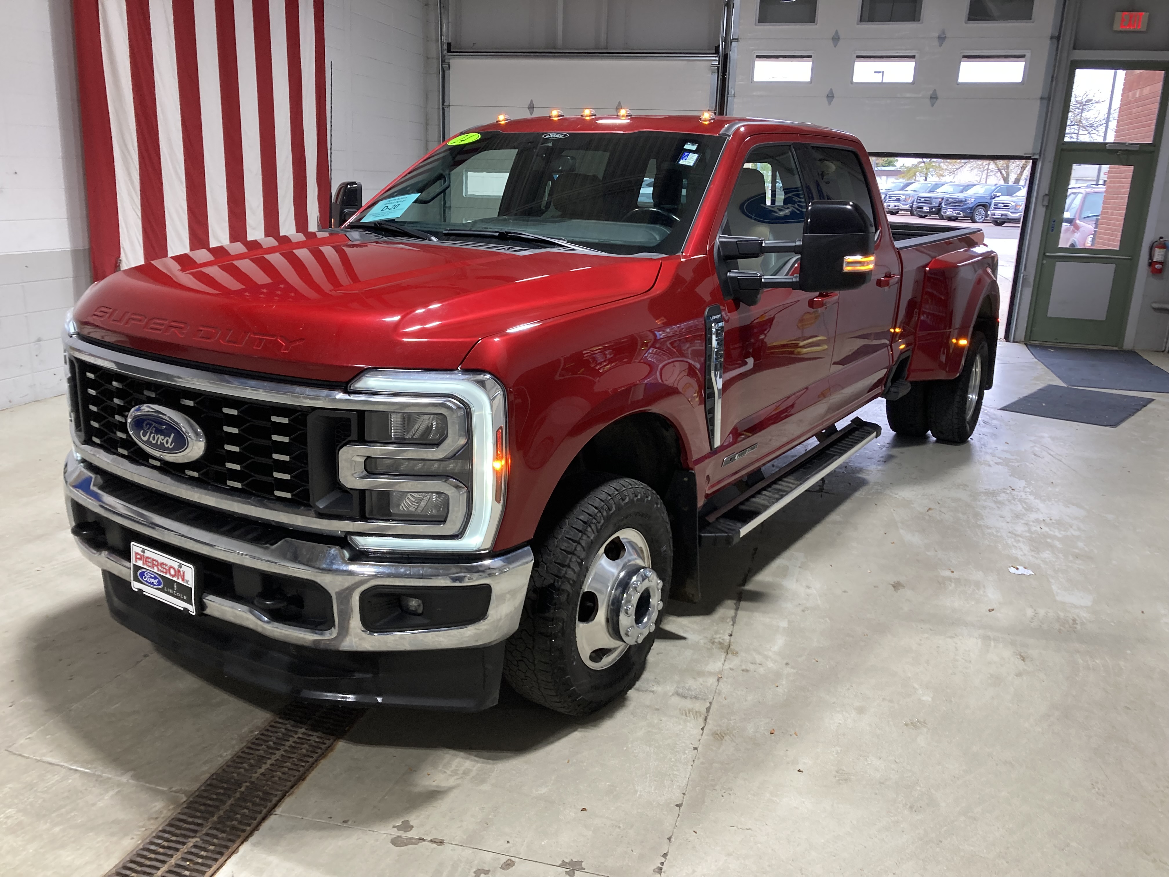  Ford F-350SD