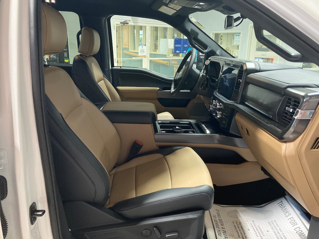 New 2027 Ford F-350SD Lariat Truck