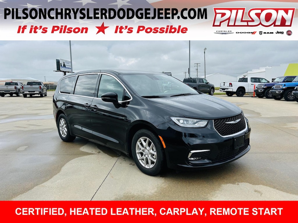 Certified 2025 Chrysler Pacifica Select Van