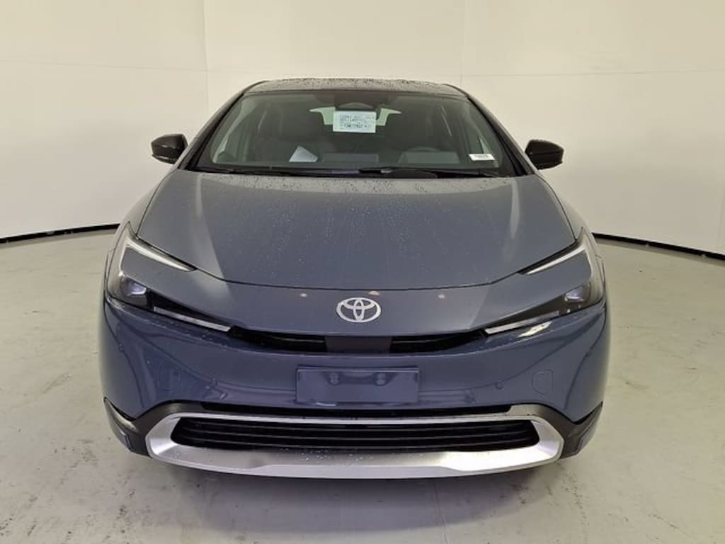 New 2026 Toyota Prius Plug-In Hybrid SE Hatchback