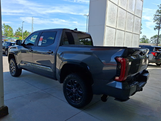 New 2026 Toyota Tundra 4WD Platinum Hybrid Platinum Hybrid CrewMax 5.5 Bed