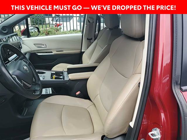 Used 2021 Toyota Sienna XLE 7 Passenger Van