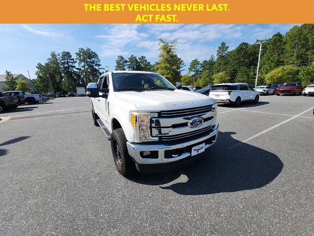 Used 2017 Ford F-250SD Lariat Truck