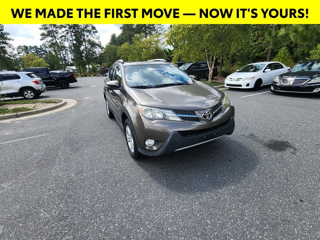 Used 2014 Toyota RAV4 4WD XLE SUV