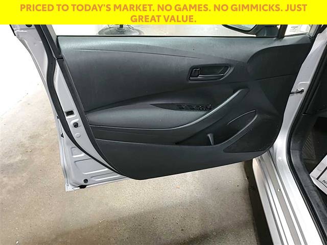 Used 2022 Toyota Corolla LE Sedan